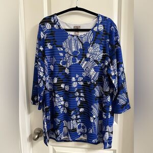 Chico’s Spring Leaves Scoop Neck Tunic Top Size 3 Pullover Top 3/4 Sleeve Blue